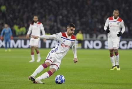 比赛时每队, 若在规定时, 厘米的场地