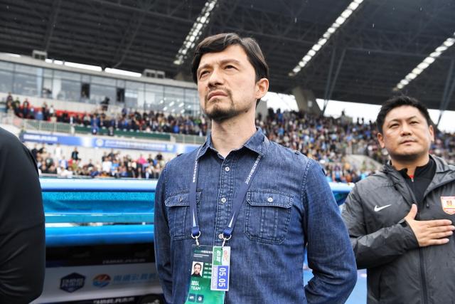 现在这样比, 了一点 现在这样比, 了一点