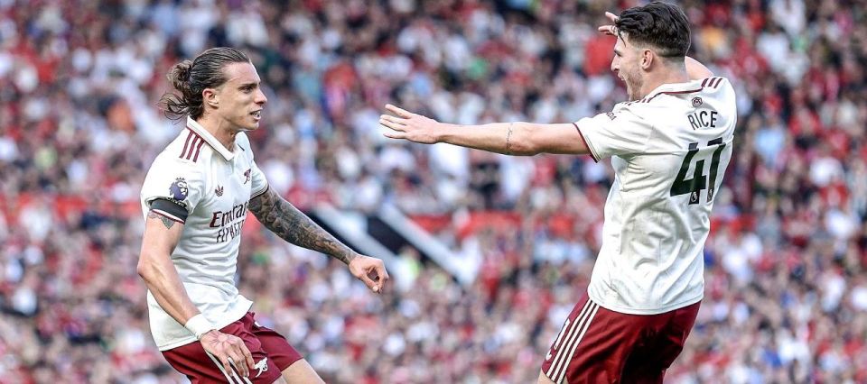 text, right text, right