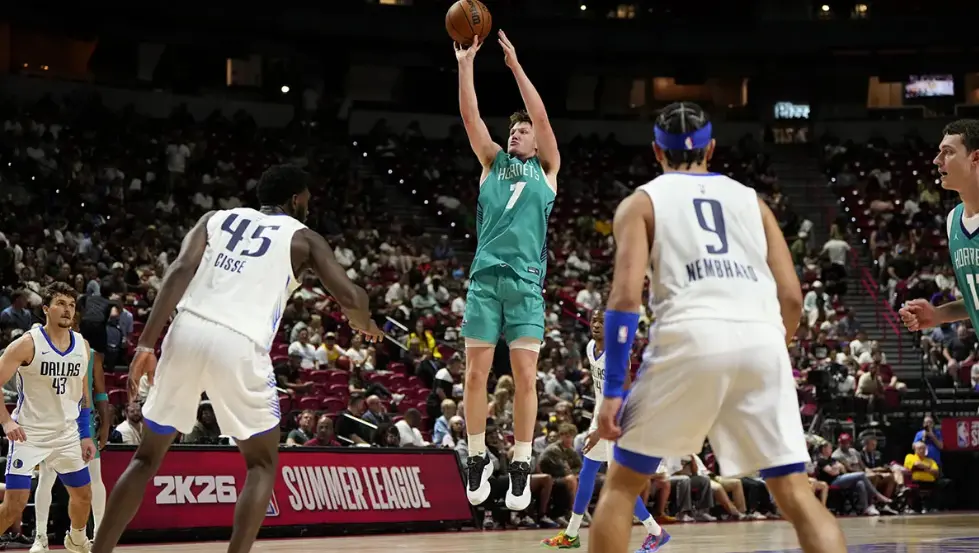 克尼普尔在, alt, 投篮机会 克尼普尔在, alt, 投篮机会