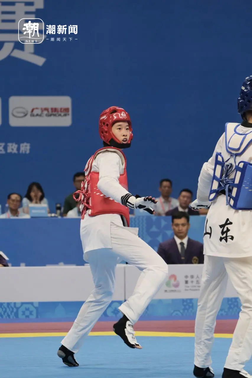 马静月, 跟女队员训